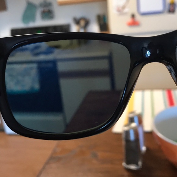 Polarized Ray Ban Sunglasses! - Picture 4 of 4